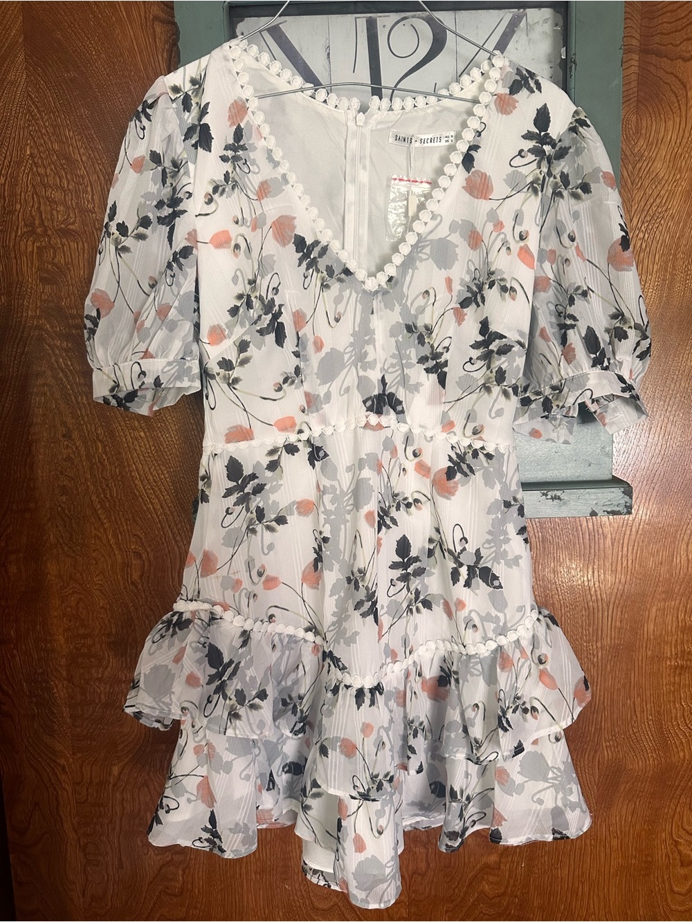 NWT Floral Ruffle Women’s Dress - White with Blush & Gray Floral